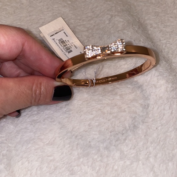 Kate Spade Rose Gold Tone Crystal Hinged bow bracelet nwt - Picture 3 of 5